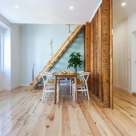 Apartamento Campo De Ourique Premium Duplex By Homing *