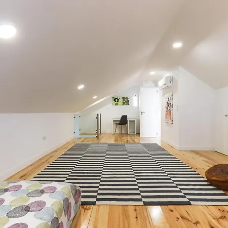 Apartamento Campo De Ourique Premium Duplex By Homing *