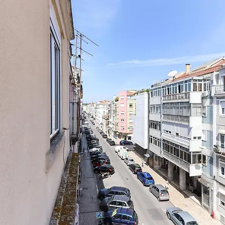 Apartamento Campo De Ourique Premium Duplex By Homing